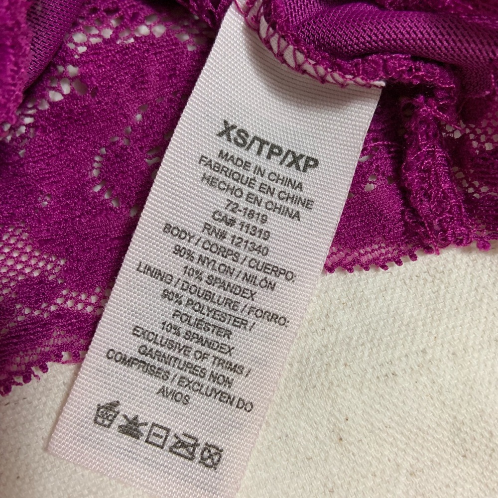 Crop top! - Picture 4 of 4